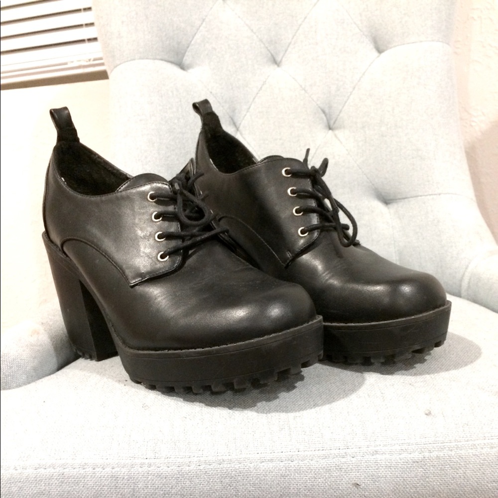 Various Torrid shoes ranging from size 11.5 to 12w
